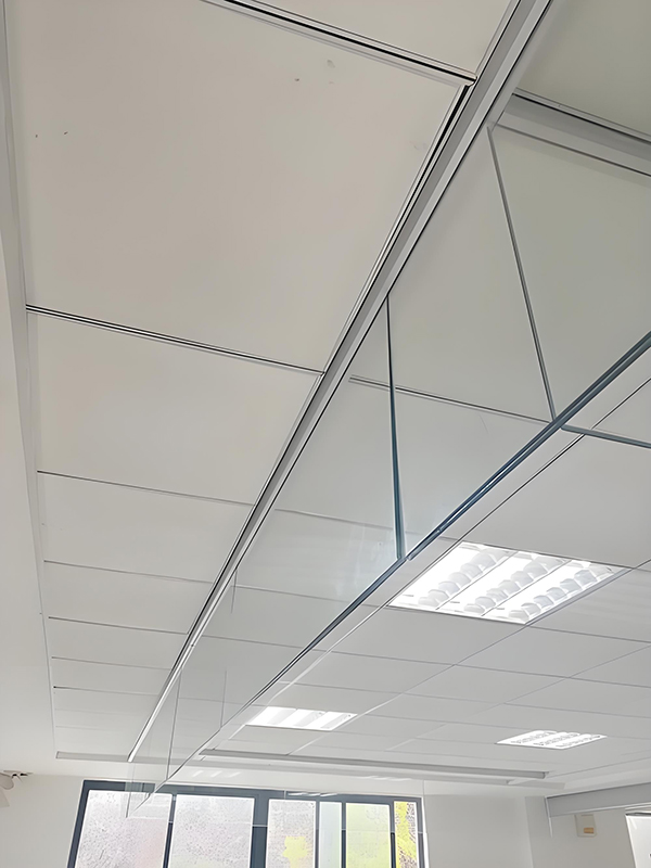 兴海玻璃兴海挡烟垂壁 兴海玻璃兴海挡烟垂壁