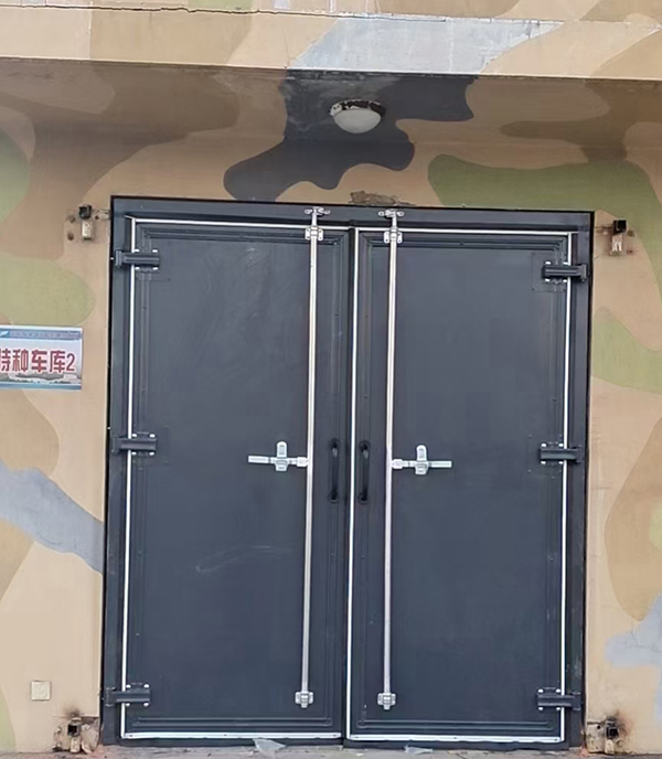 兴海工业平开门 兴海工业平开门