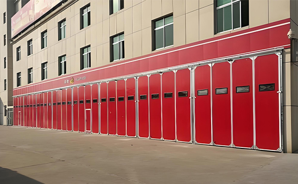 兴海工业推拉门厂家提醒大家今日有雨记得外出带伞