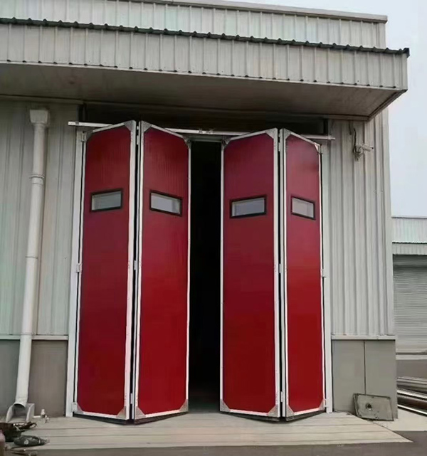 兴海工业折叠门在大型装配车间出入口的应用实例